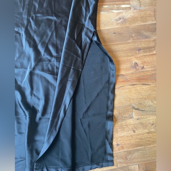 Urban Outfitters Black Satin Midi Skirt - Picture 2 of 3